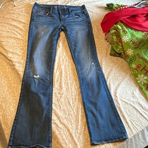 American Eagle Women’s Blue Jeans 8 Long. Gently Used